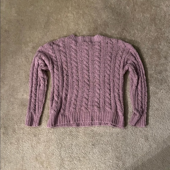 American Eagle Lavender Super Soft Sweater.  Size Small. - Picture 2 of 7